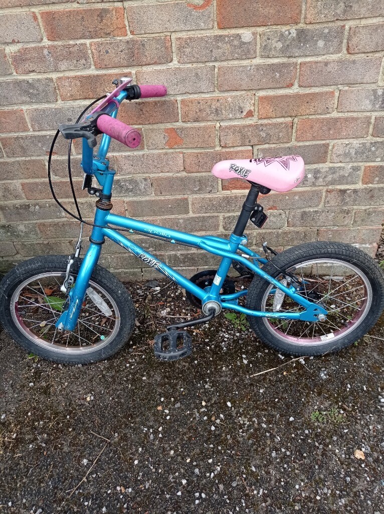 Apollo Roxie girls bike 16 inch | in 